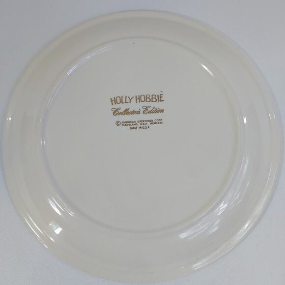 Vintage Collectors Edition Holly Hobbie Ceramic Plate 10.5" - Picture 4 of 6
